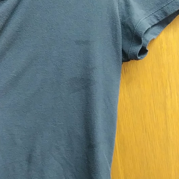 H&M Navy t-shirt👕 - Picture 6 of 6